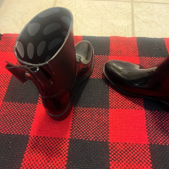kate spade Rain-Bow Booties. Rain Boots, Like New, in box - Picture 10 of 12